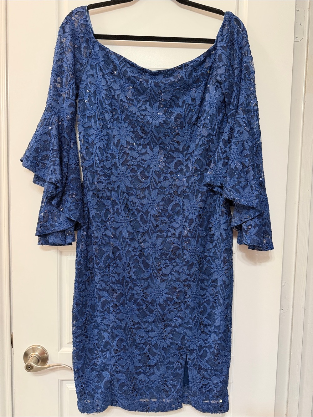 VENUS Elegant Blue Lace Off the Shoulder Cocktail Dress with Bell Sleeves